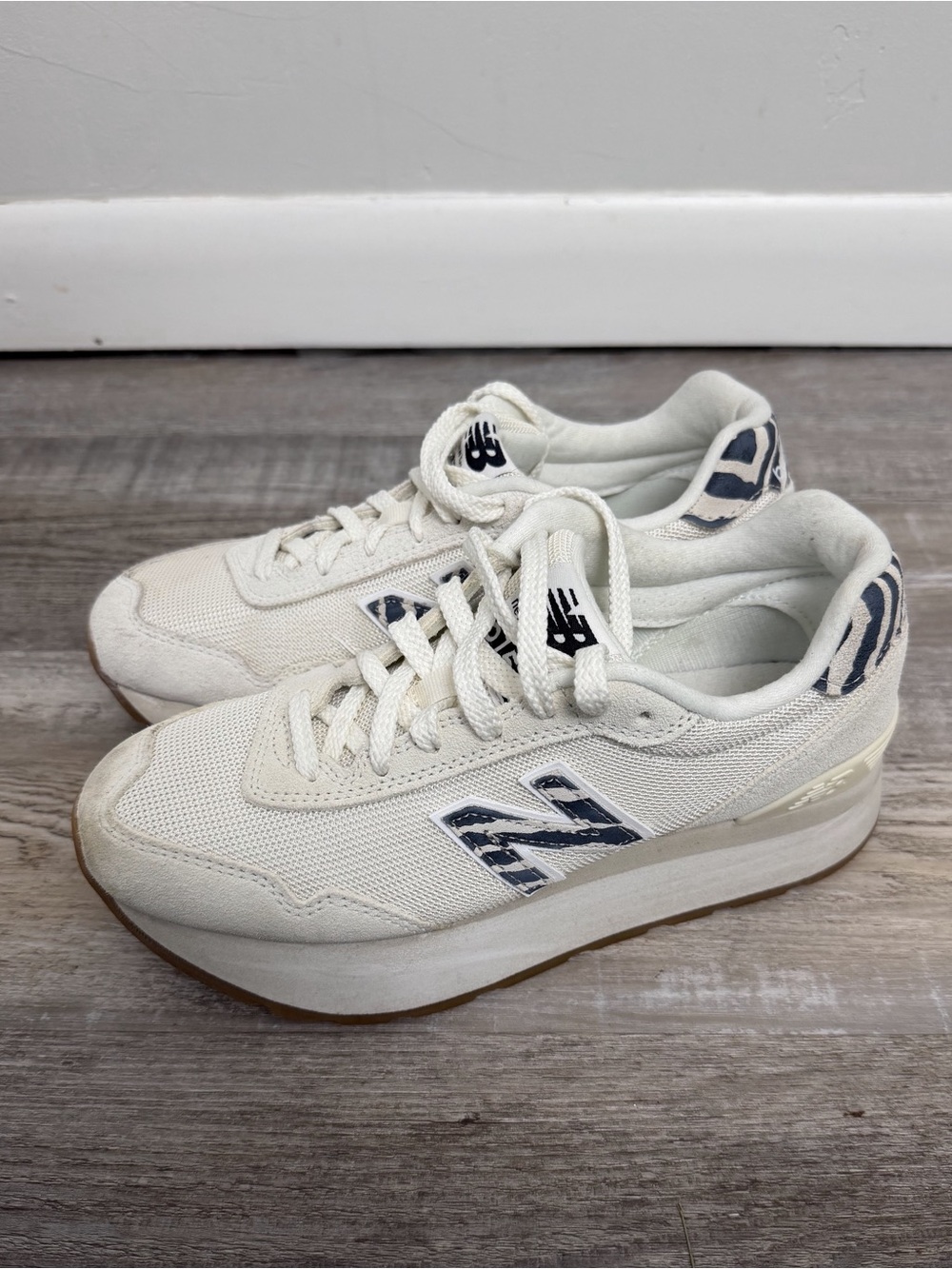 New Balance Women’s 515H Platform Sneakers White/Beige, size 7